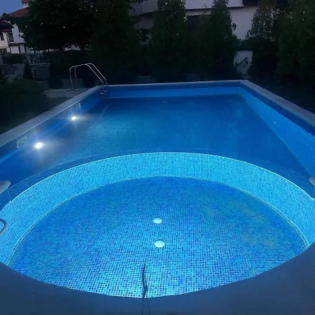 Vilă Luna *